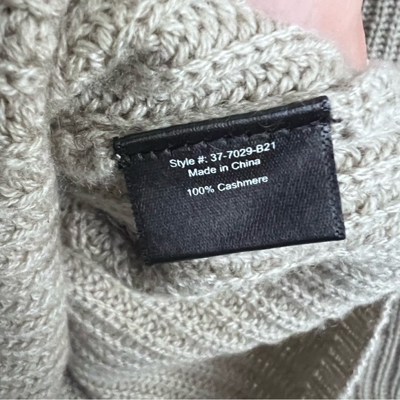 Jenni Kayne Fisherman Cashmere Sweater - Willow - Picture 10 of 10